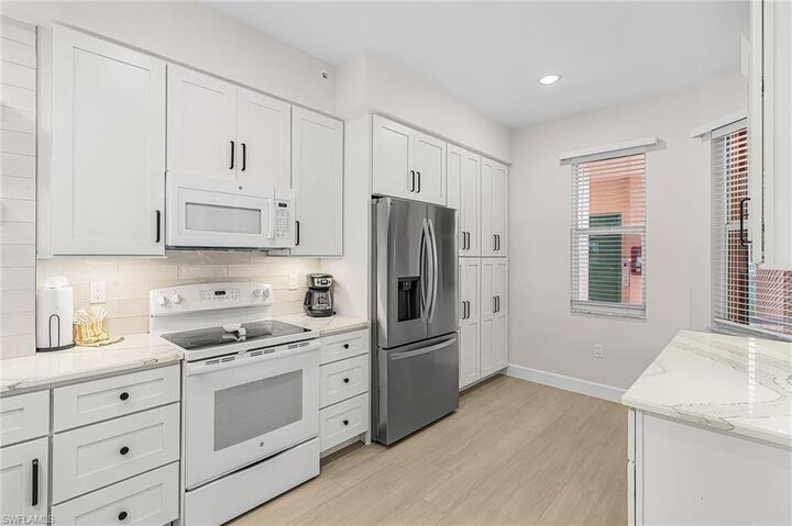 Property Photo:  150 Lenell Rd 602  FL 33931 
