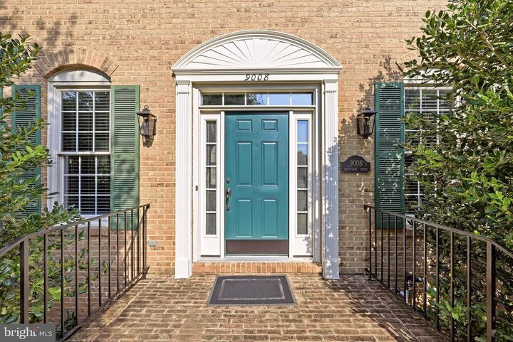 Property Photo:  9008 Advantage Court  VA 22015 