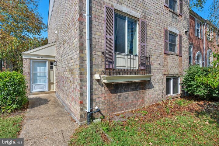 Property Photo:  10738 Bridlerein Terrace  MD 21044 
