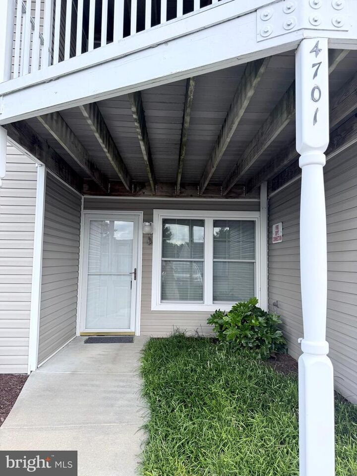 Property Photo: 37434 Pettinaro Drive 4701 DE 19970