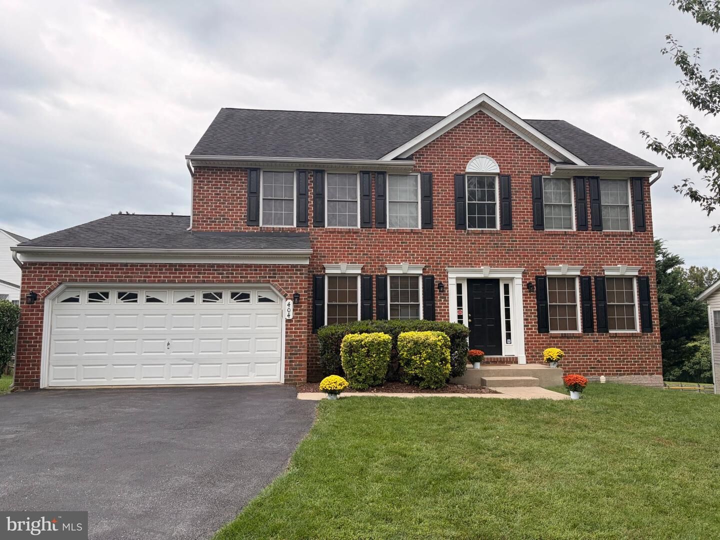 Property Photo:  404 Bridlewreath Way  MD 21771 