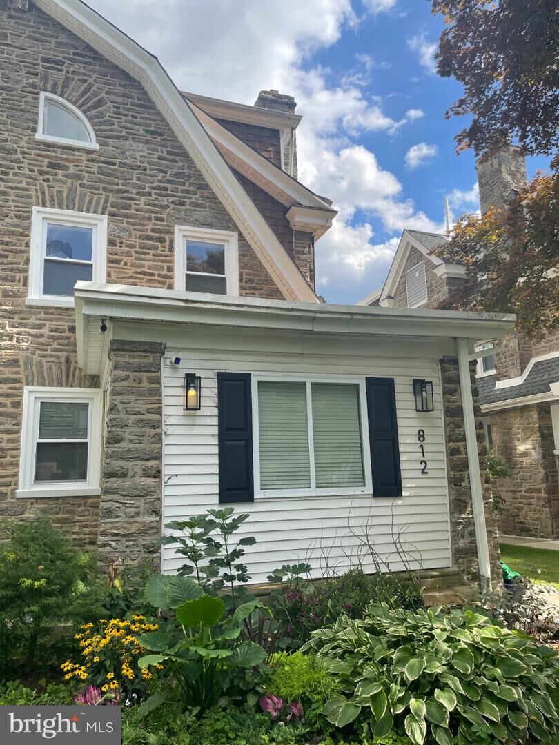 Property Photo: 812 E Phil Ellena Street PA 19119