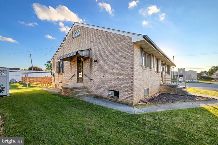 Property Photo:  88 South Street  PA 17331 