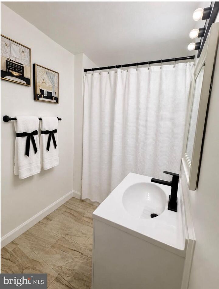 Property Photo:  11 Capitol Heights Boulevard  MD 20743 