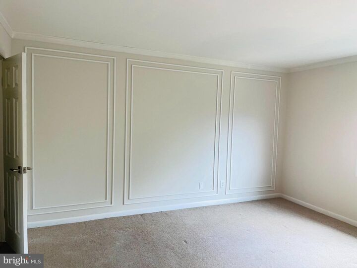 Property Photo:  6431 Richmond Highway 304  VA 22306 