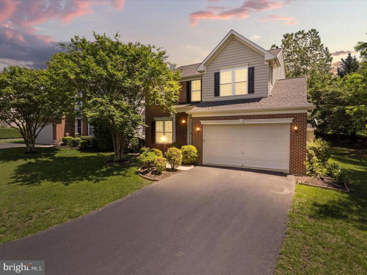 Property Photo:  43417 Spring Cellar Court  VA 20176 