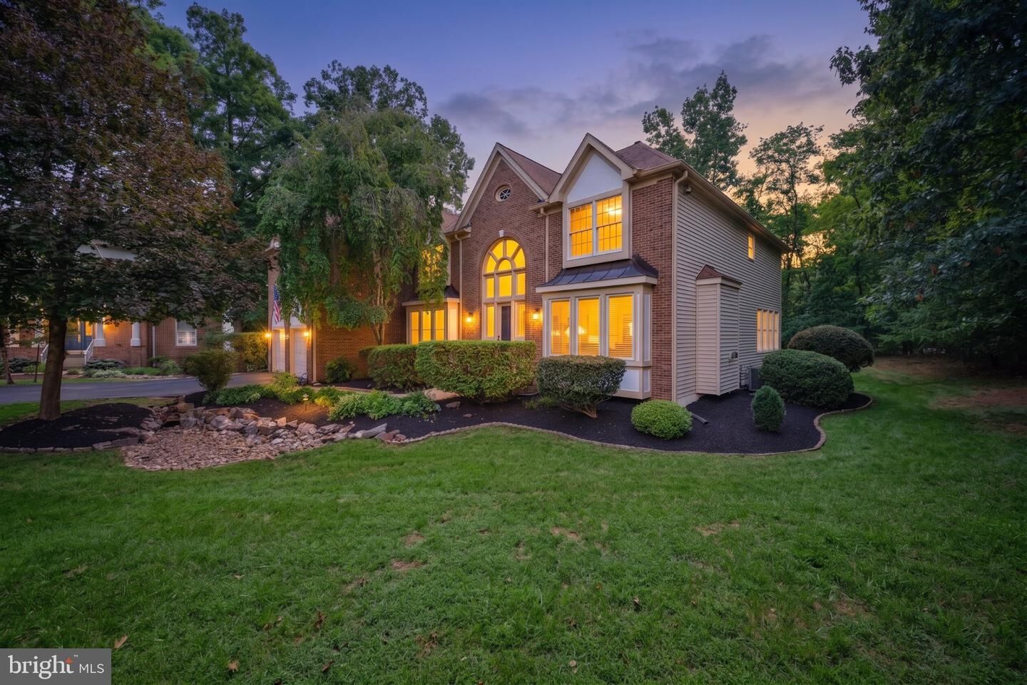 Property Photo: 21048 Starflower Way VA 20147