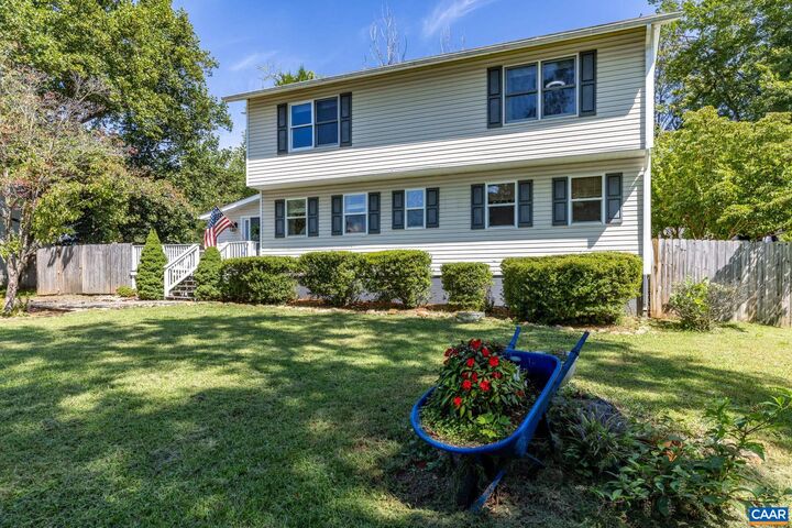 Property Photo: 421 Sunset Dr VA 22973