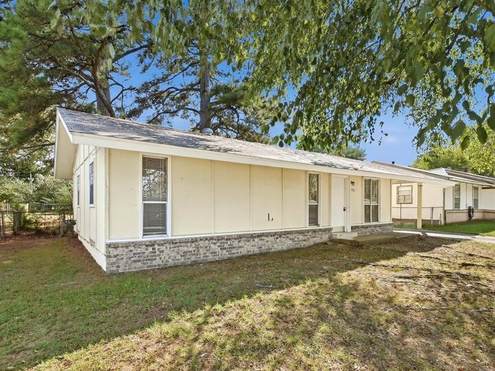 Property Photo:  1405 Southern Street  AR 72076 