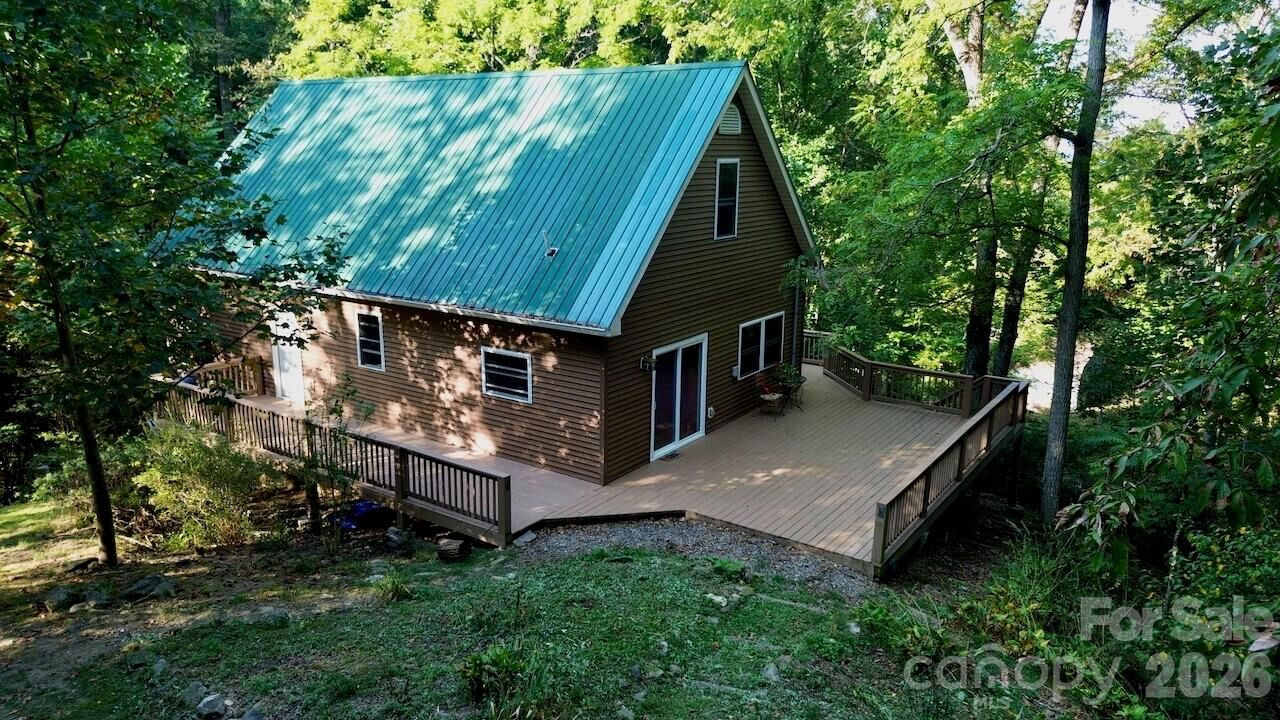 Property Photo: 278 Kelses Valley Drive NC 28754