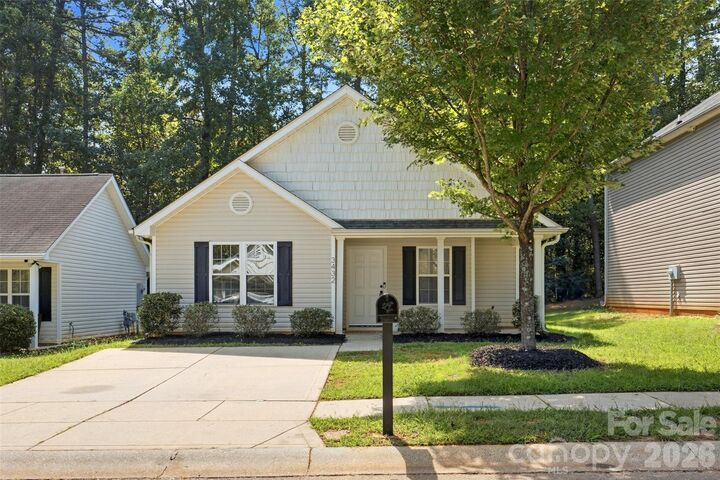 Property Photo:  3432 Kelsey Emma Court  NC 28269 