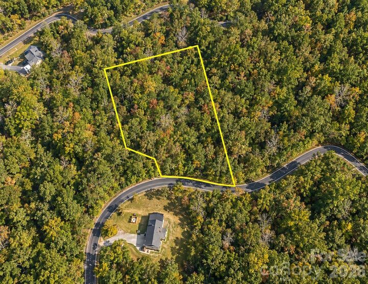 Property Photo: 300 Turn-A-Bout Court 56 NC 28785