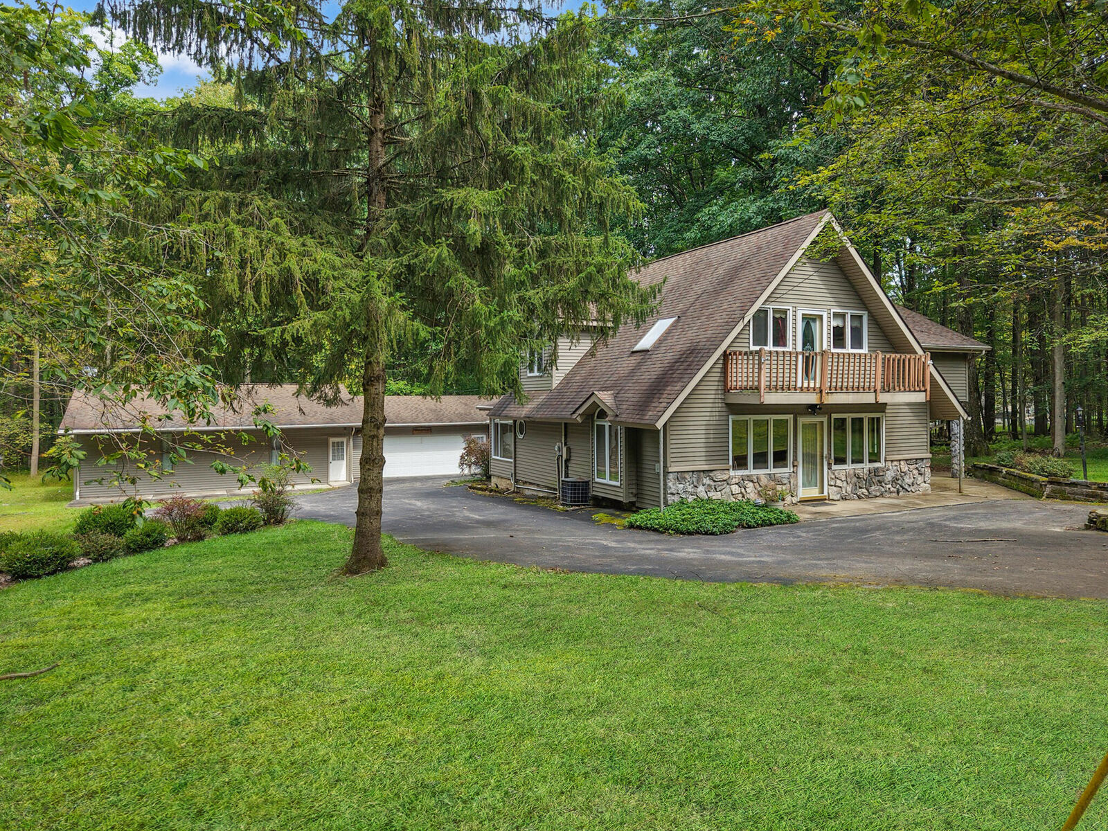 Property Photo:  317 Galloway Rd  PA 15801 