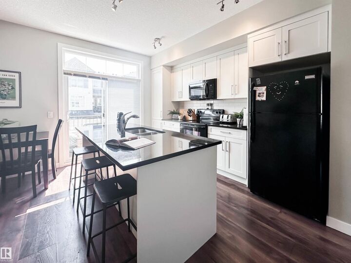Property Photo:  #89 600 Bellerose Dr  AB T8N 7T5 