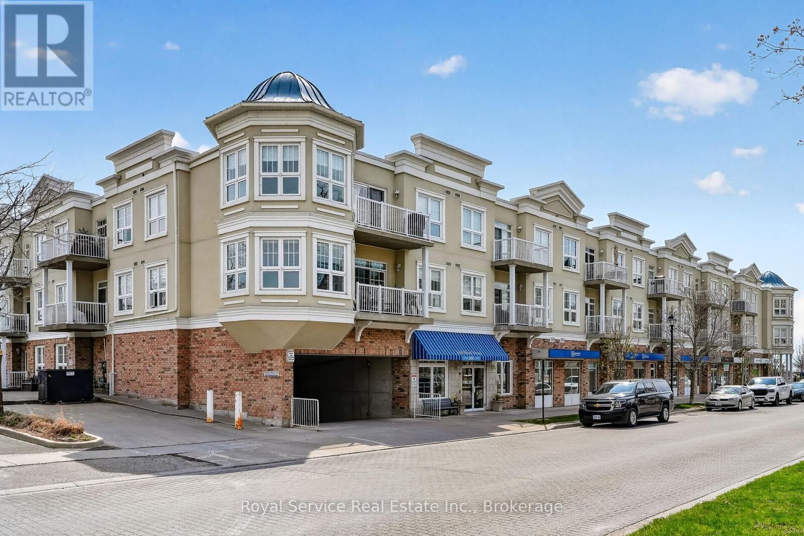 Property Photo: 148 Third Street 206 ON K9A 5X2