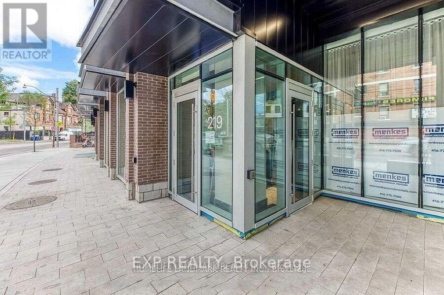 Property Photo:  219 Dundas Street East 1111  ON M5A 1Z7 