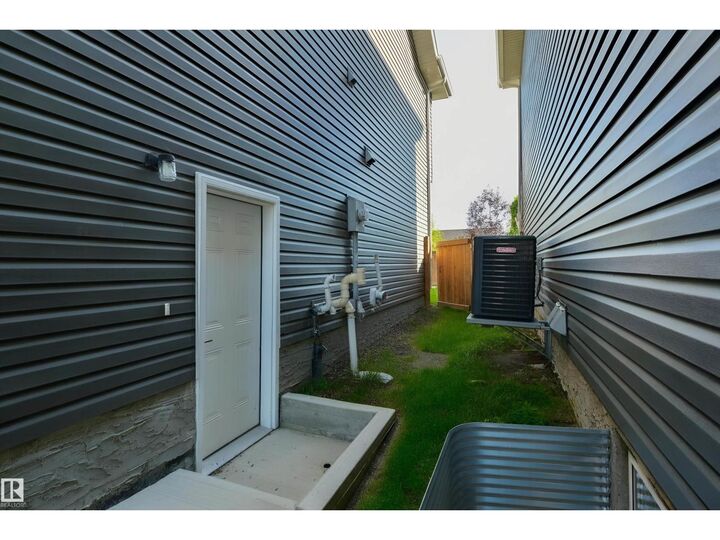 Property Photo:  1419 169 St SW  AB T6W 3P7 