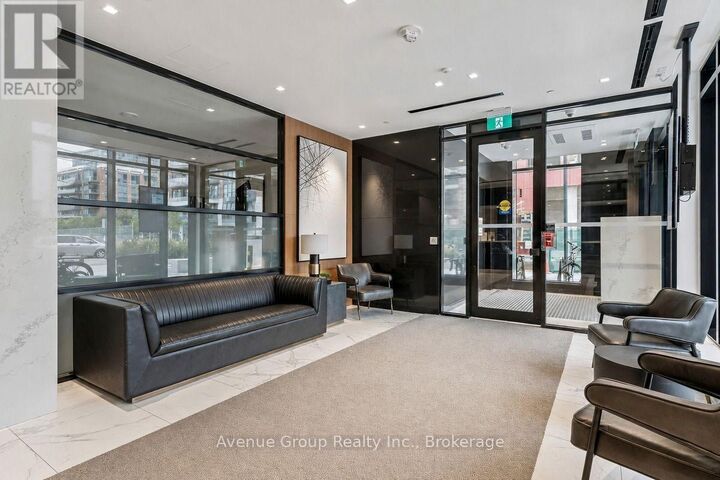 Property Photo: 8 Tippett Road 616 ON M3H 0E7