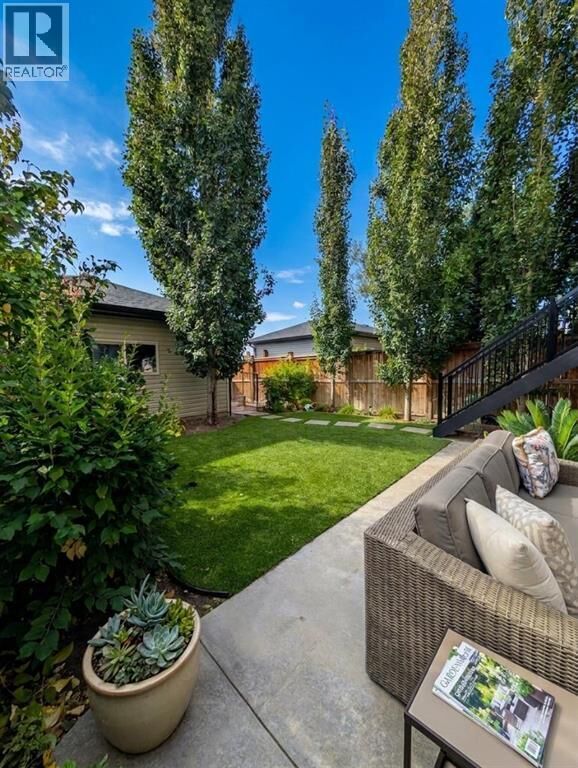 Property Photo: 125 Monteith Drive Southeast AB T1V 0G8