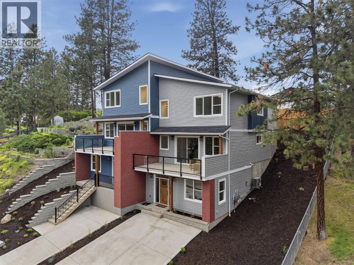 Photo de la propriété:  1832 Springhill Drive  BC V2E 1P9 