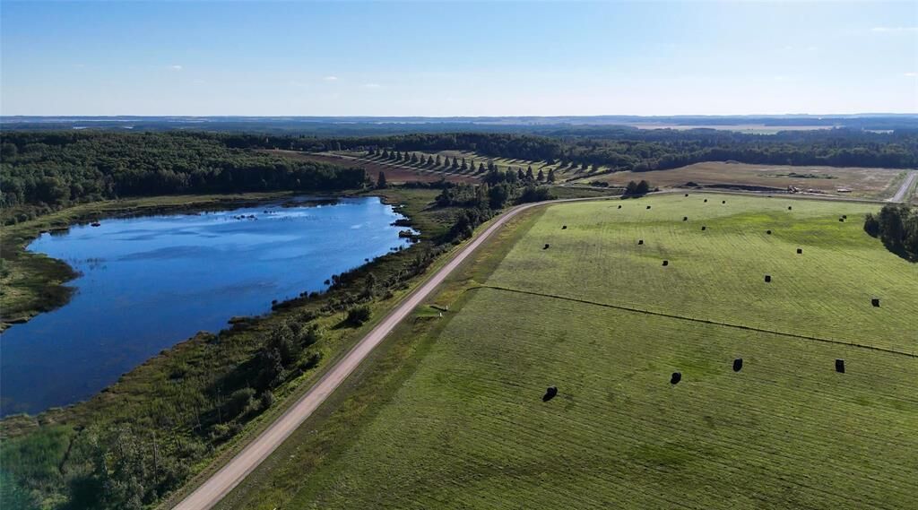Photo de la propriété:  2 Holmstrom Road  MB R0J 1N0 