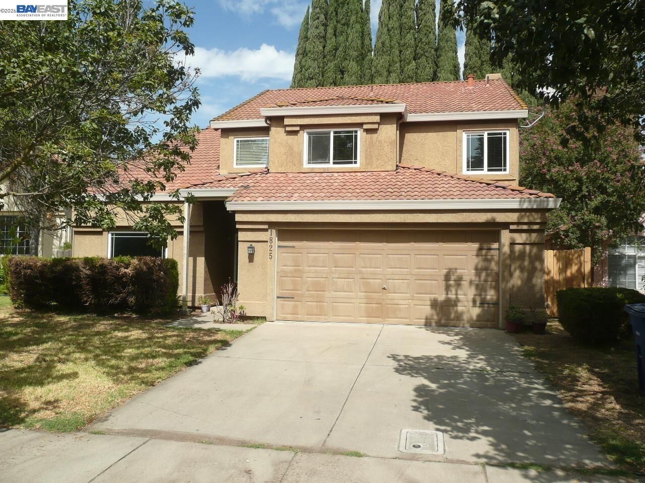 Property Photo: 1825 Mark Mead Ln CA 95356