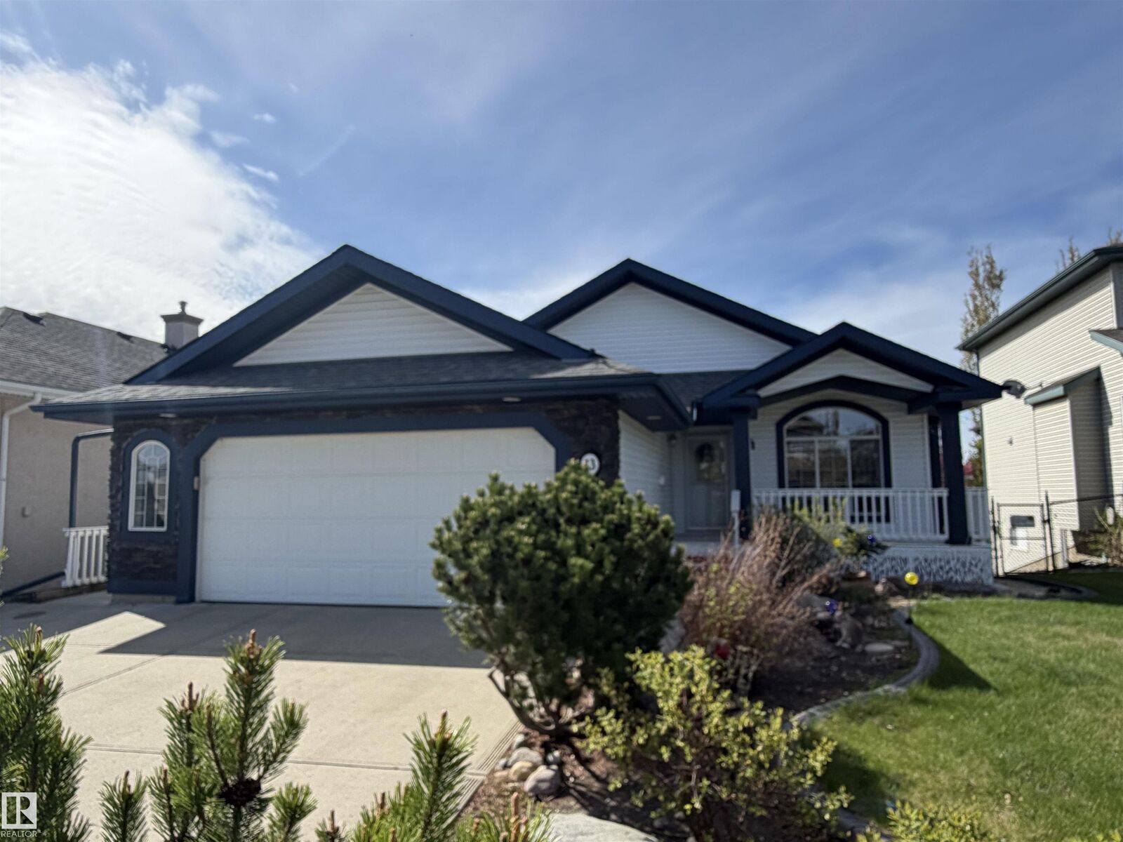 Property Photo:  13 Newbury Court  AB T8N 7C1 