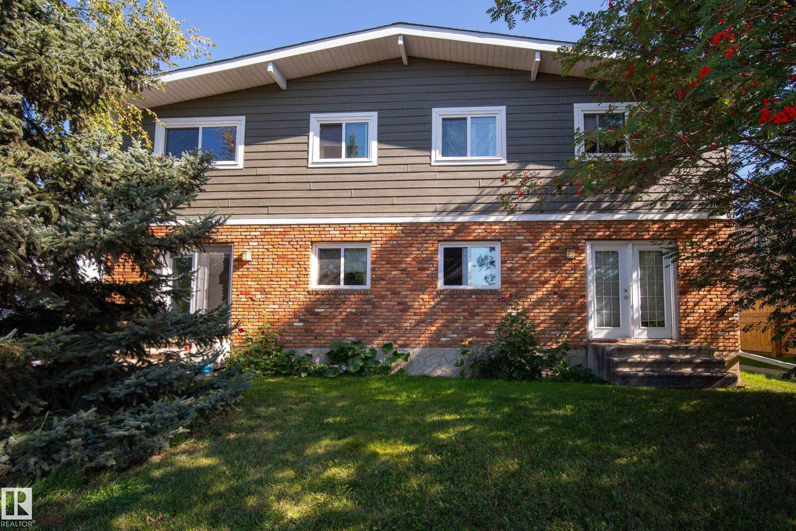 Property Photo:  7711-7717 75 Street NW  AB T6C 2G2 