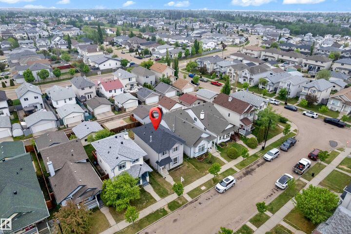 Property Photo:  2912 31 Street NW  AB T6T 1T9 
