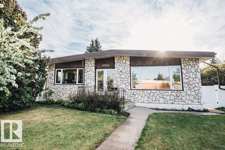Property Photo:  14916 94 Street NW  AB T5E 3W6 