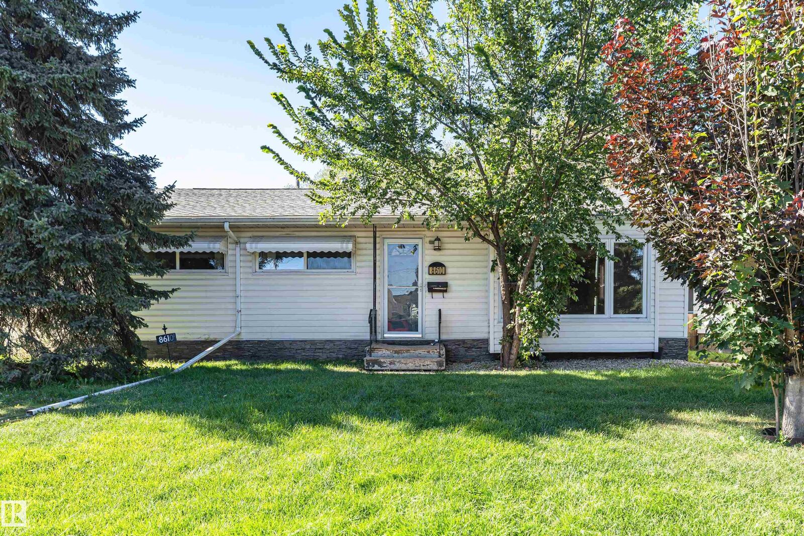 Property Photo: 8610 157 Street NW AB T5R 2A5