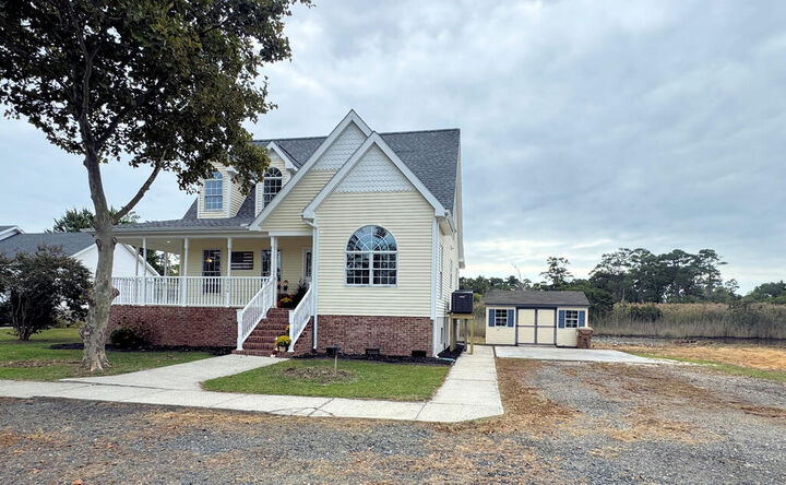 Property Photo:  4220 Bennett Ln  VA 23336 