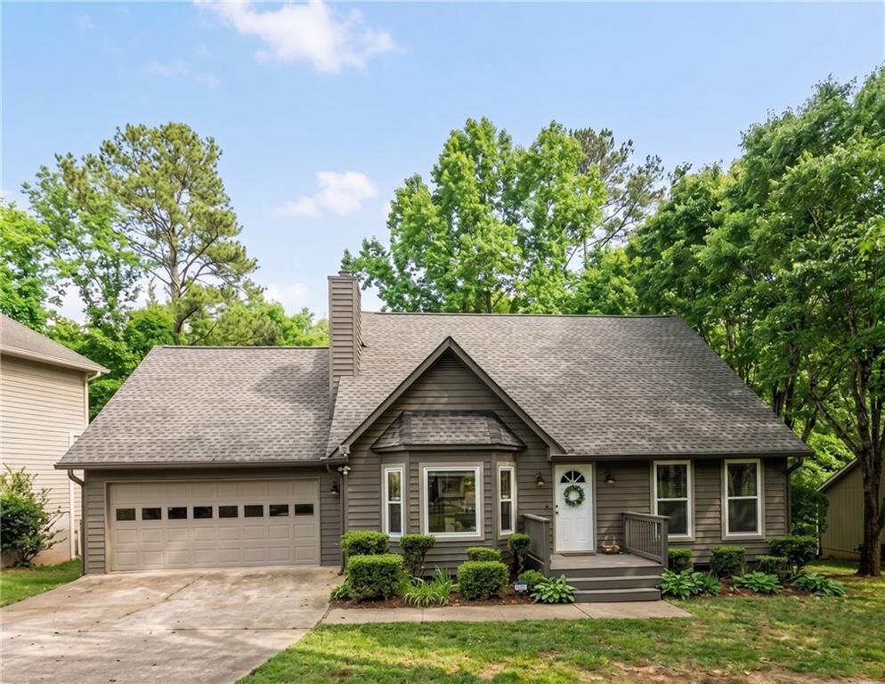 Property Photo:  10995 Indian Village Drive  GA 30022 