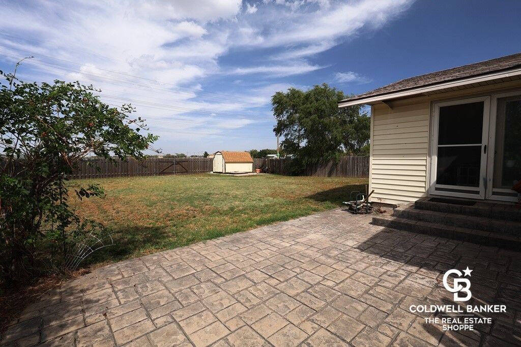 Property Photo:  1003 W Campbell Street  KS 67846 