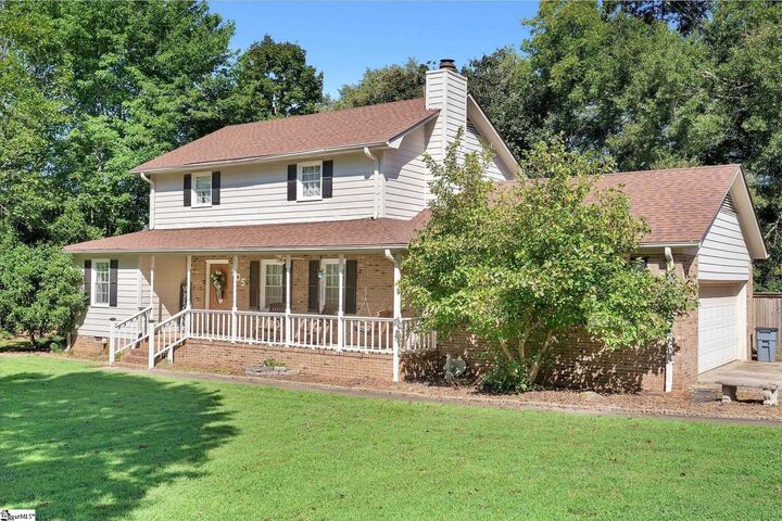 Property Photo:  105 Sunset Court  SC 29642-8770 