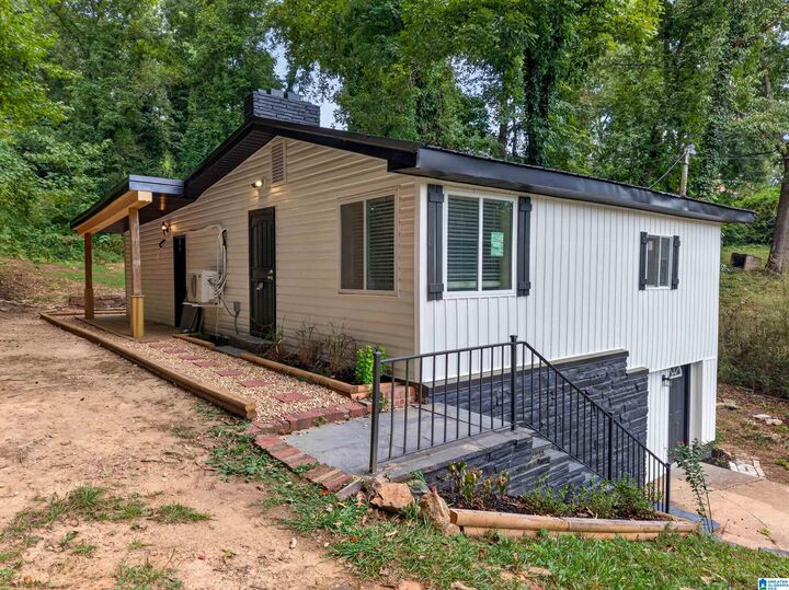 Property Photo: 831 Blue Ridge Drive AL 36207