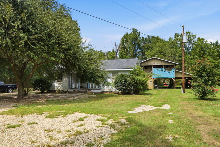 Property Photo:  5120 Lincoln Road  MS 39402 