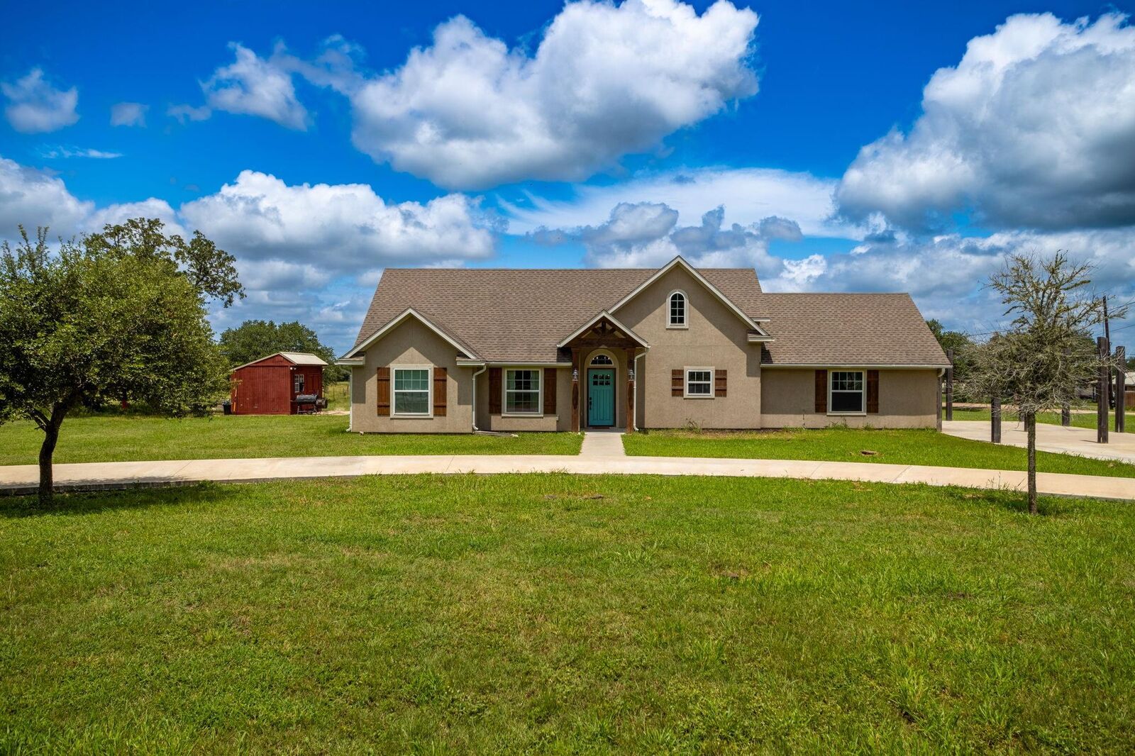 Property Photo: 1241 County Road 230 TX 78942