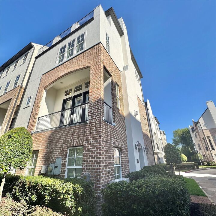 Property Photo:  9626 Fannin Station W  TX 77045 