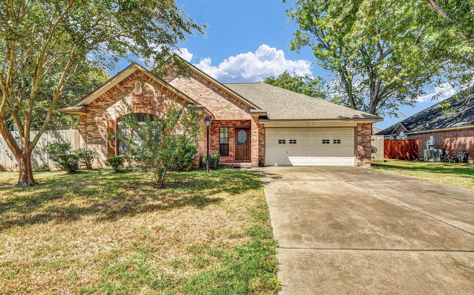 Property Photo:  310 Chestnut Street  TX 77566 