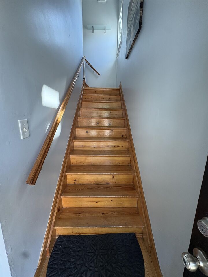 Property Photo: 395 Virginia Ave 3 NJ 07304
