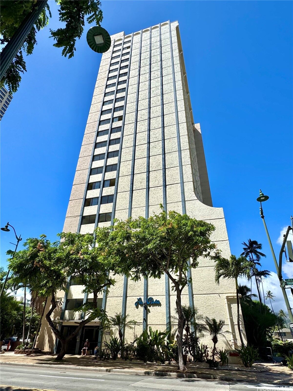 Property Photo:  2092 Kuhio Avenue 1105  HI 96815 