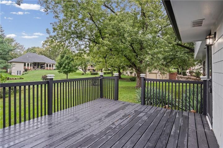 Property Photo:  4806 Stonecrest Terrace  MO 64506 