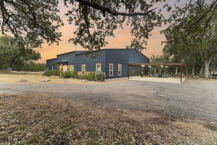 Property Photo: 105 Dillard Ln TX 78004