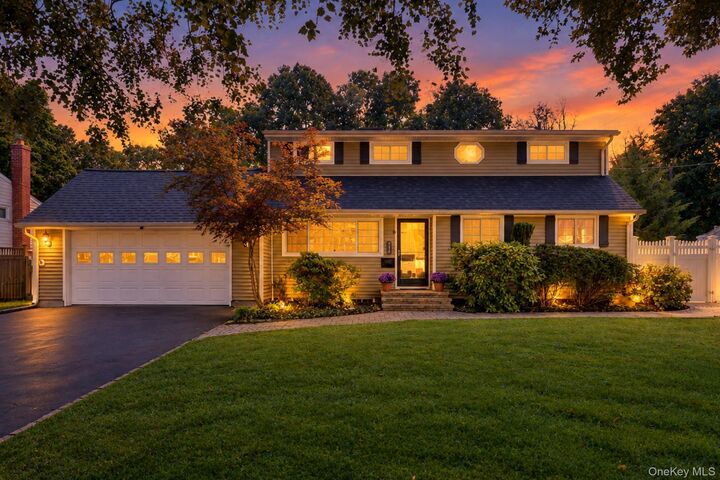 Property Photo:  719 Glenridge Lane  NY 11731 