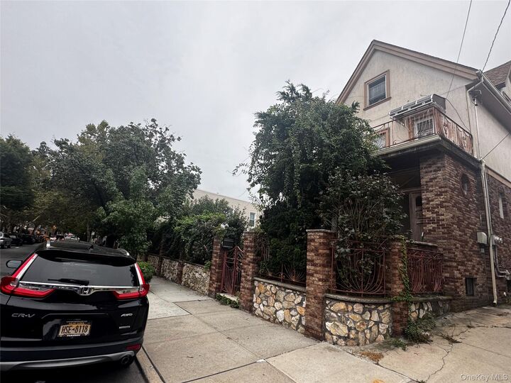Property Photo: 70-14 69 Street NY 11385