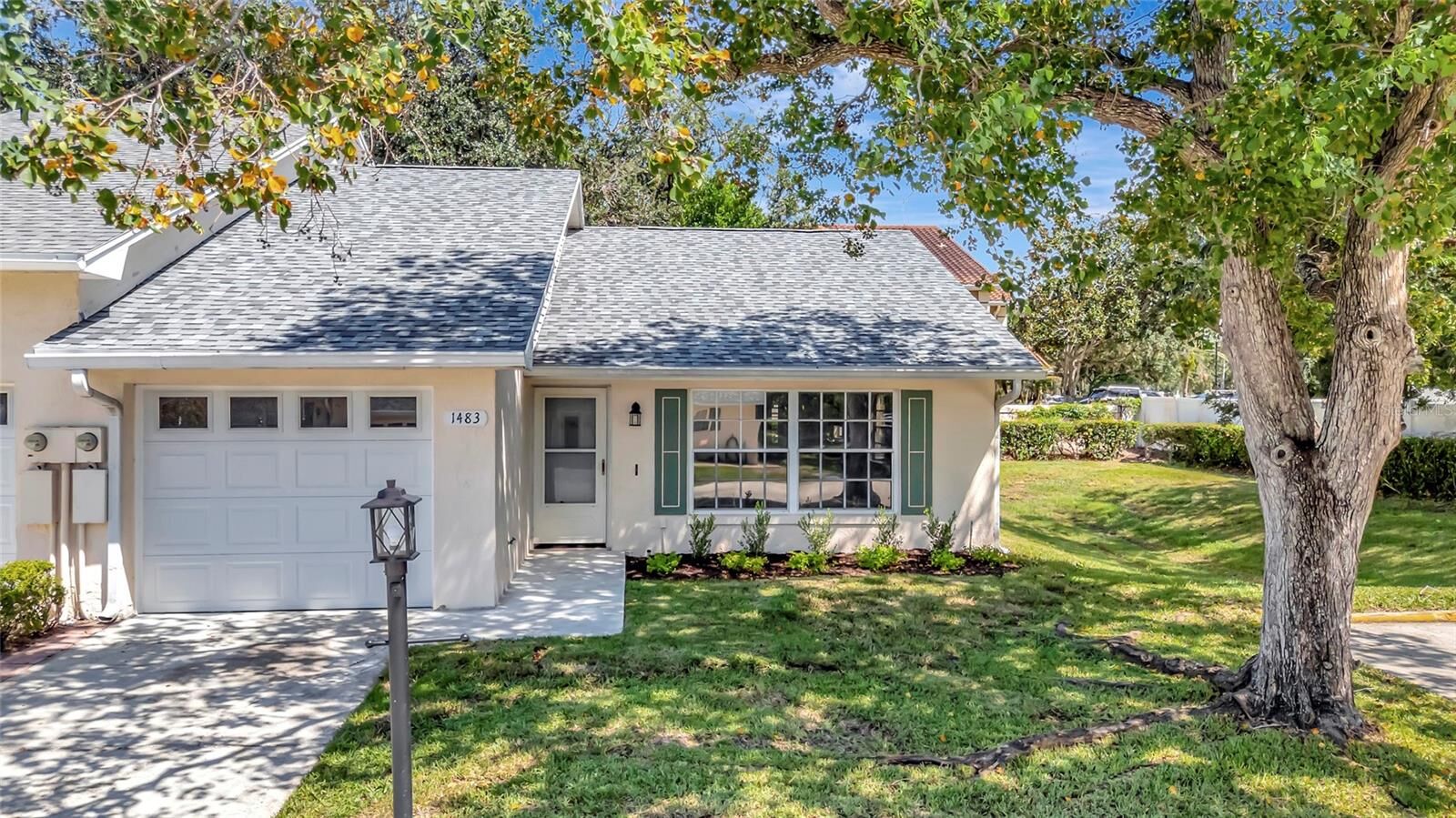 Property Photo:  1483 Disston  FL 34711 