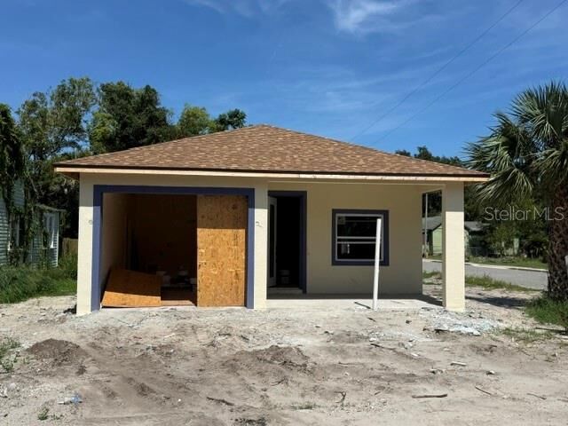 Property Photo:  700 Loomis Avenue  FL 32114 