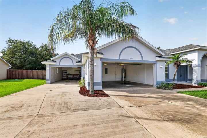 Property Photo:  36731 Tropical Wind Lane  FL 32735 