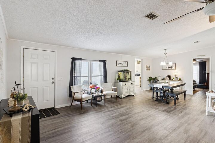Property Photo: 5707 E Lake Fox Drive FL 33884